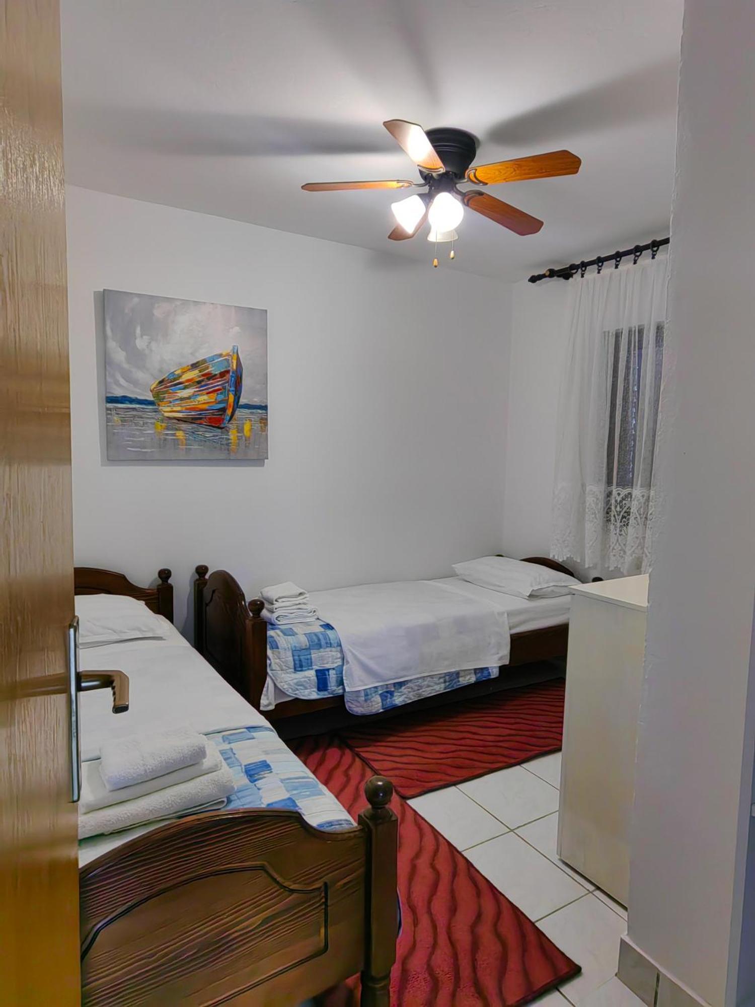 הוילה ויר Holiday House Tara מראה חיצוני תמונה