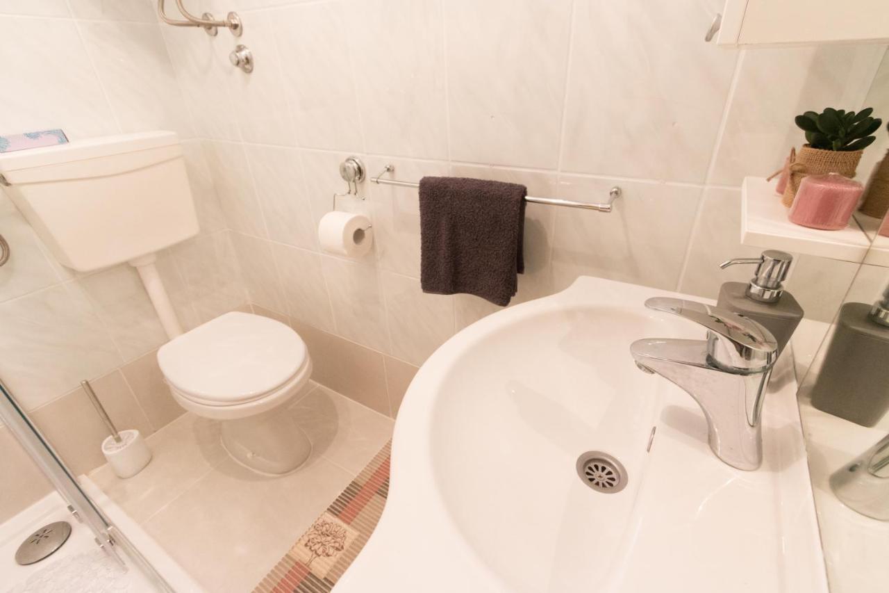 הוילה ויר Holiday House Tara מראה חיצוני תמונה